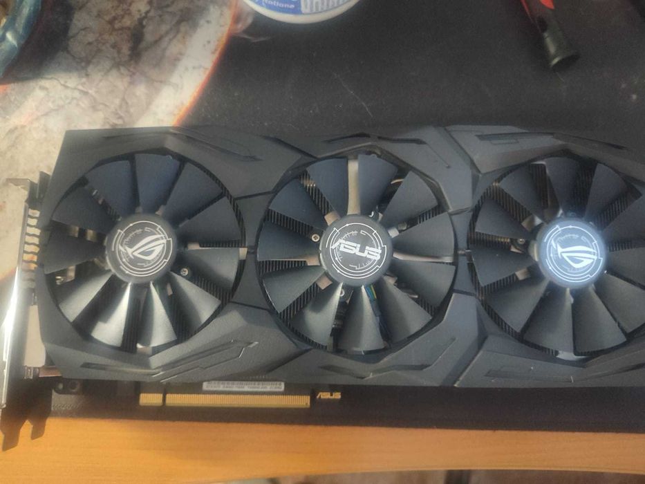 Calculator ASUS GeForce 1070 ROGSTRIX GAMING O8G 8GB GDDR5 256bit