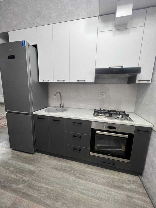 ПРОДАЕТСЯ 3/7/10 68м2 на: Максим Горький Сайрам