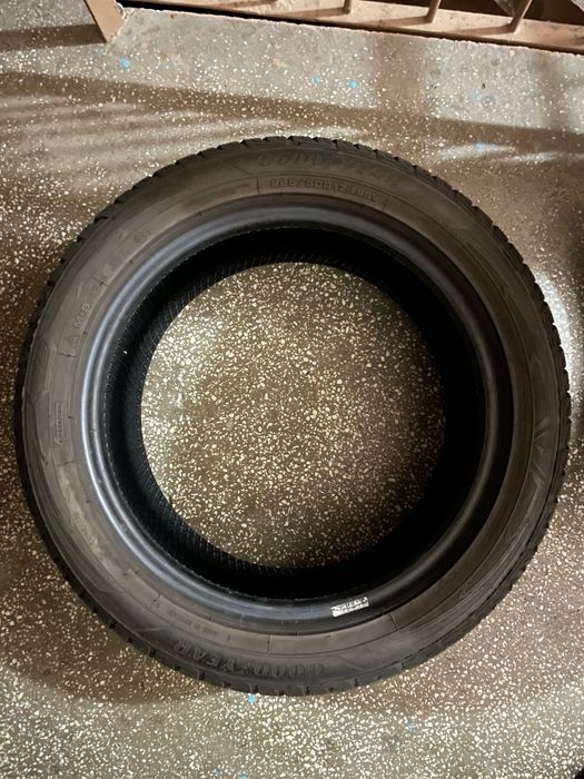 2 anvelope de iarna 225/50/17 Goodyear 2022