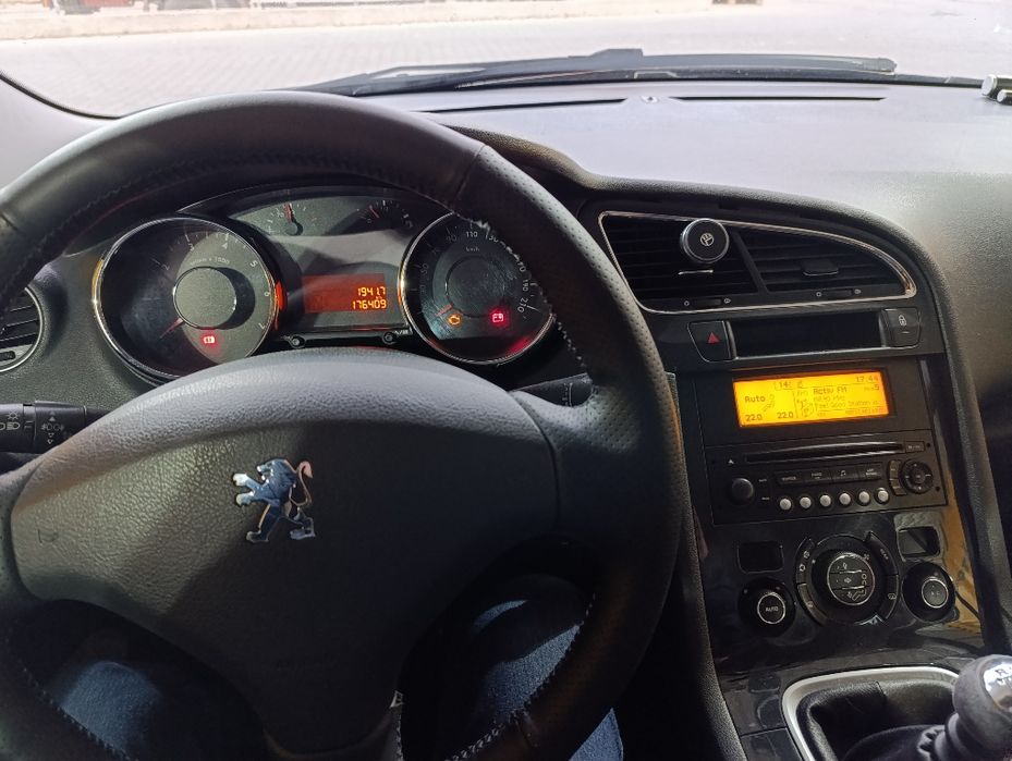 Peugeot 5008,2010,1.6 156cp,benzina,manuala