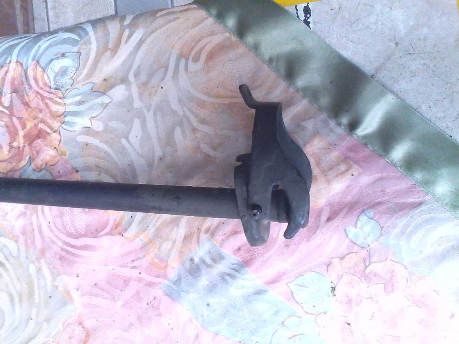 Sorb  cu prindere pentru Canistra Militara 20 l post ww2 cred