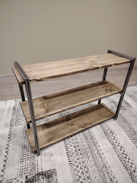 Етажерки в индустриален стил