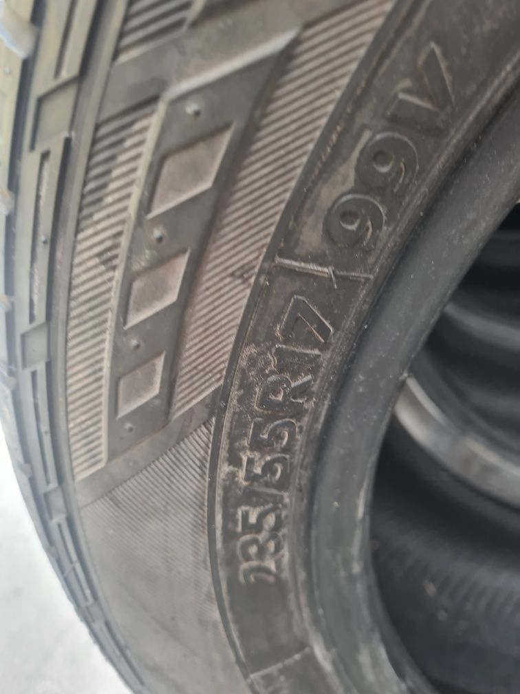 235/55R17 Hankook