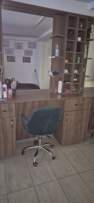 Vând Mobila Salon