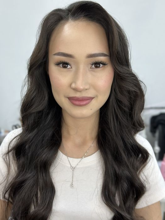 Макияж и прическа. Город Астана