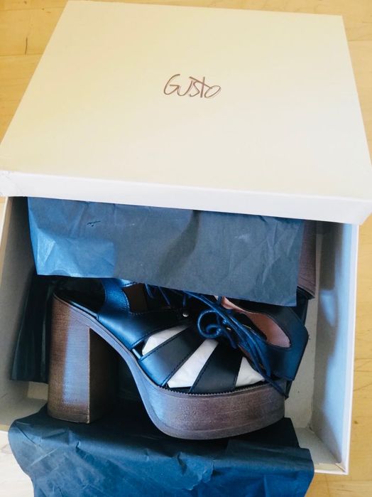 Сандали Gusto НОВИ р-р 38
