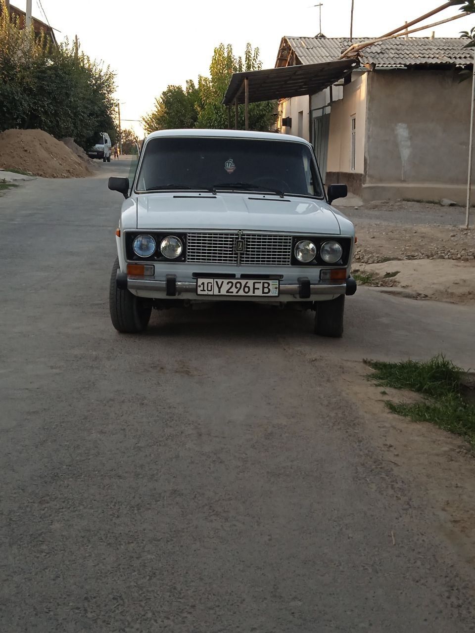 Sotiladi jiguli 2106 yili 2000