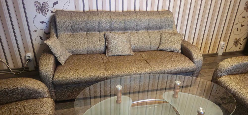 Холна гарнитура - диван , 2 фотьойла, 2 табуретки