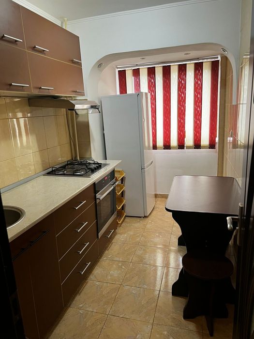 Închiriez Apartament cu 1 Cameră