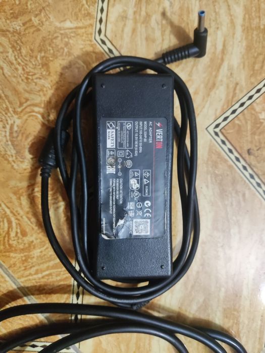 Зарядка для ноутбука 90 Вт 4.62А