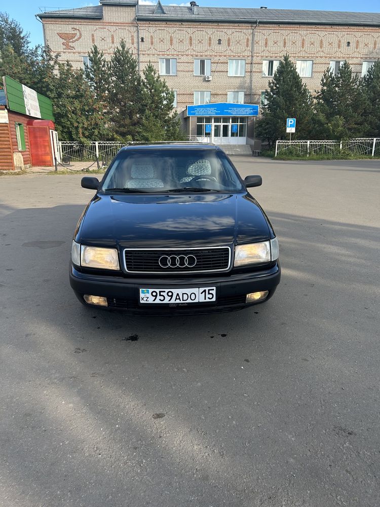 Продам  Audi 100 C4 2.6