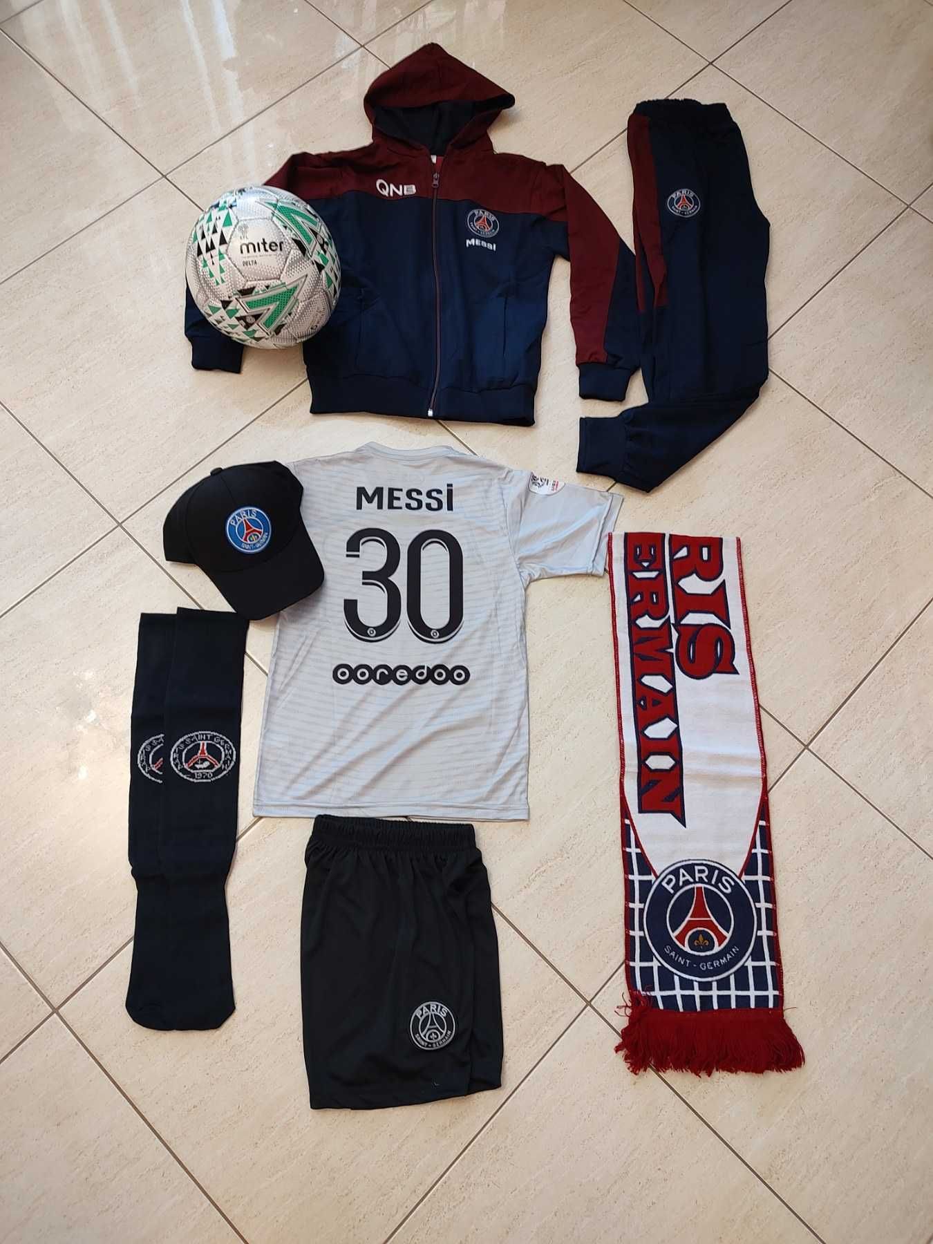 Екип + Калци Мбапе 2023г Ново Комплект Футбол ПСЖ Mbappe Ново