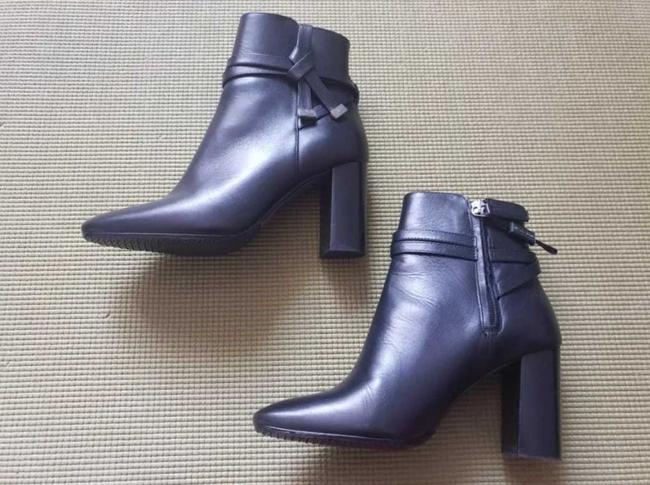 Ботильоны Massimo Dutti и ботинки кэжуал.