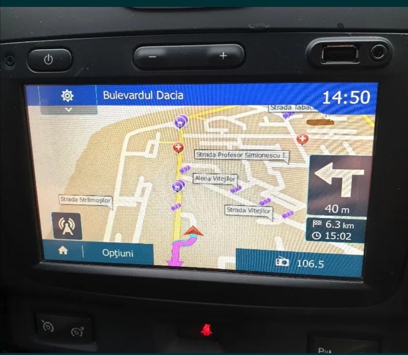 Medianav Lg Dacia Harti Navigatie Gps DACIA MEDIANAV Lg Sandero Logan