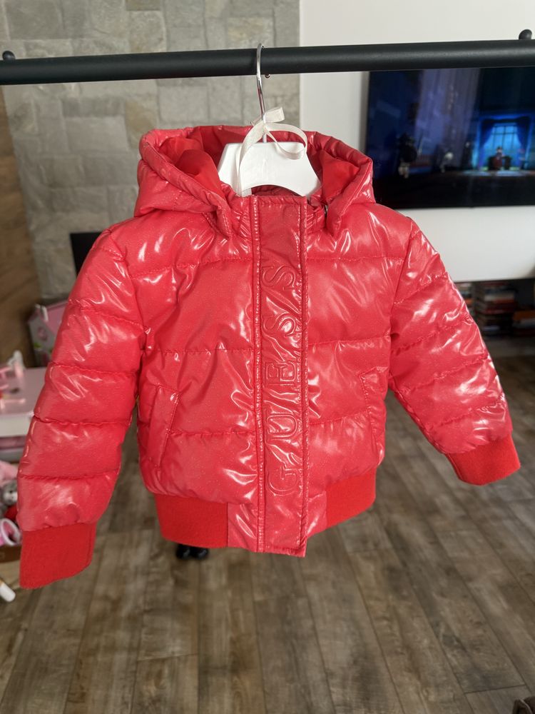 Зимно яке за момиче Guess