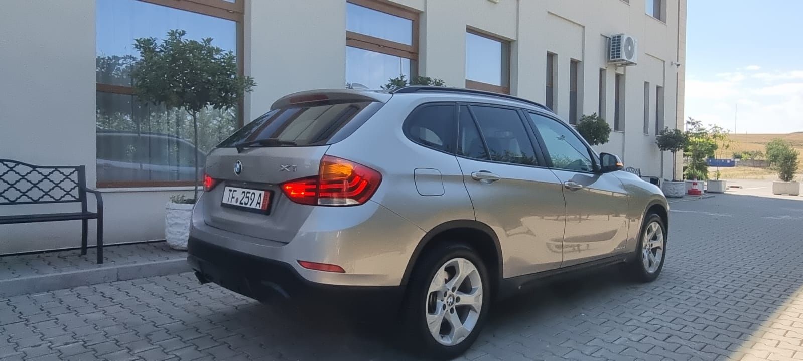 Bmw X1 x-Drive 2014  225300 km reali masina TOP