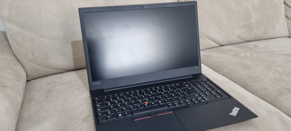 Lenovo thinkpad 585