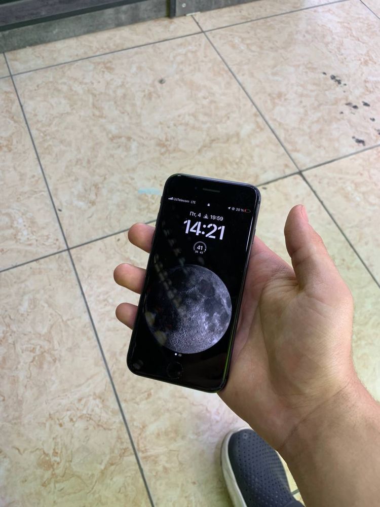 Apple IPhone 8 64GB