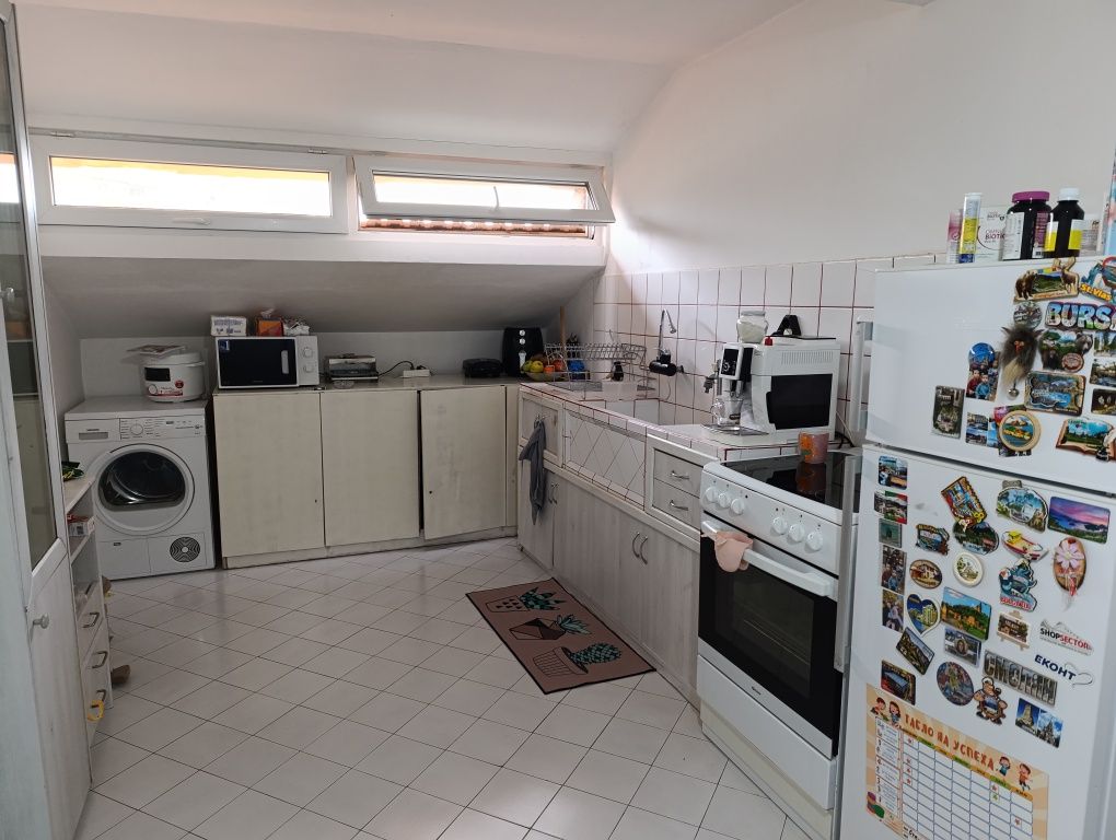 Продава се Тристаен апартамент в Хасково, Любен Каравелов - 120 кв.м за 719 €/кв.м - Снимка #8