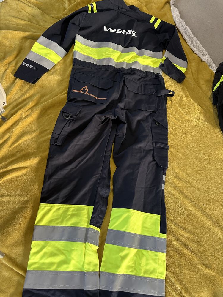 Fristads Costum de pompieri profesional cu protectie