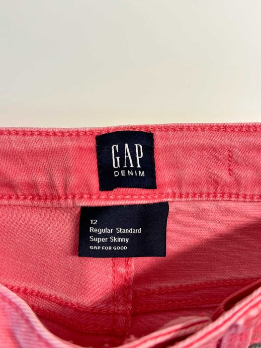 Pantaloni noi GAP 12 ani