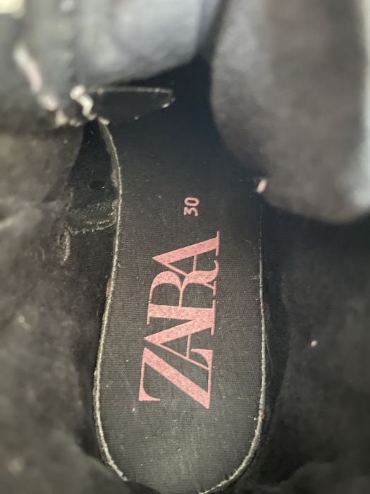 Ghetute fete, Zara, 32