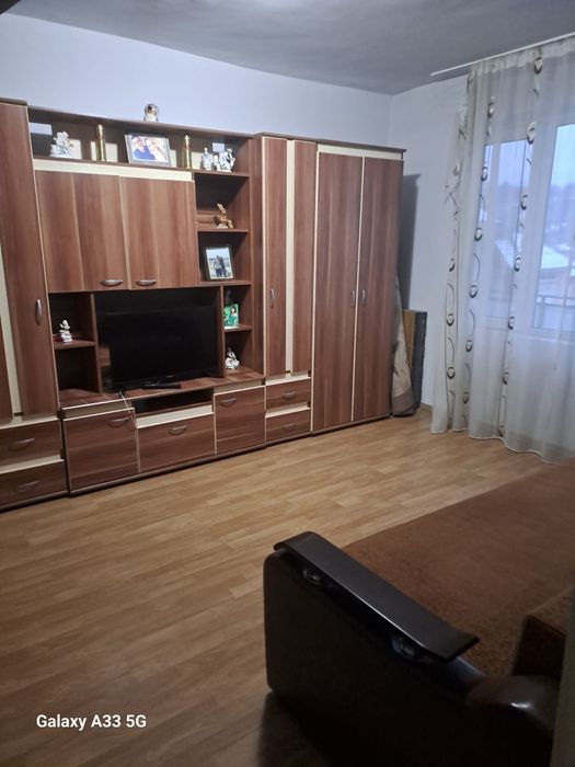 Apartament de 2 camere, Decomandat, Eroilor