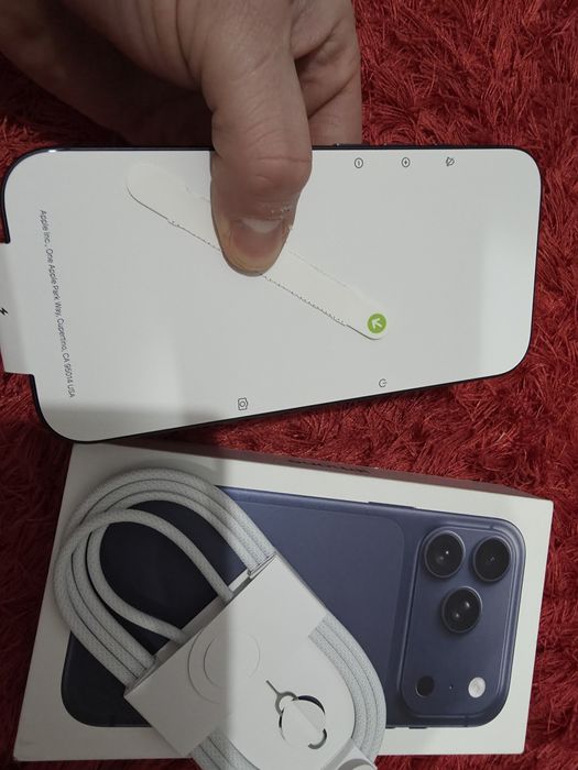 -Iphone 17Pro, Nou, 256Gb, 8Ram, 0 cicluri incarcare, neactivat, nefol