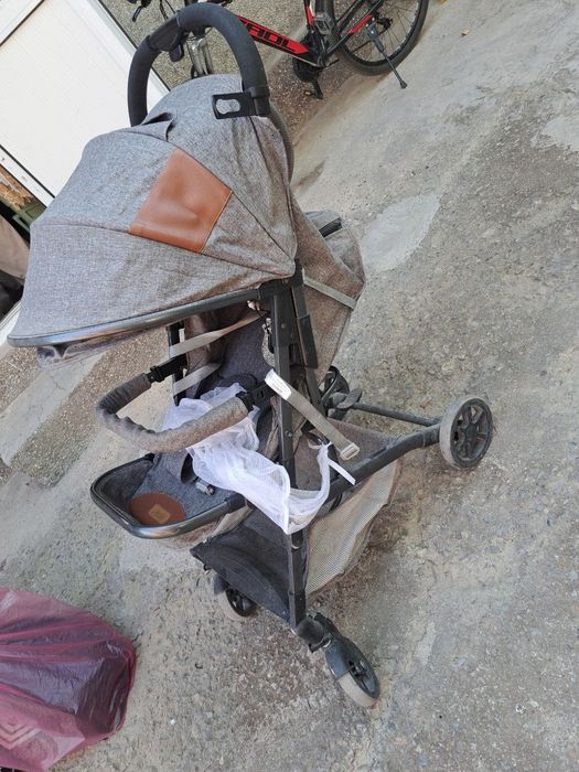 Продаеться Детская коляска
