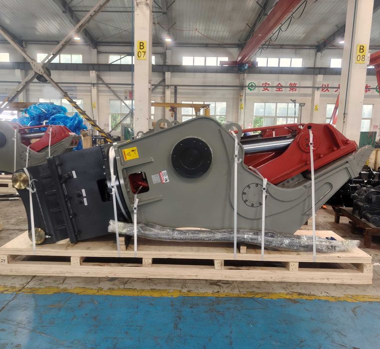 Cleste demolare pulverizator rotativa