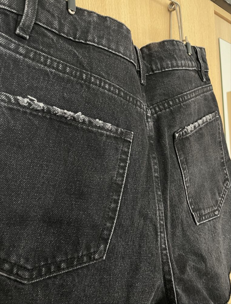 Дамски дънкови къси панталони Zara, с висока талия.