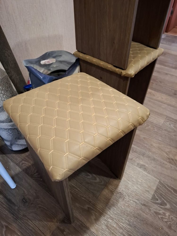 Продам табуретки срочно!