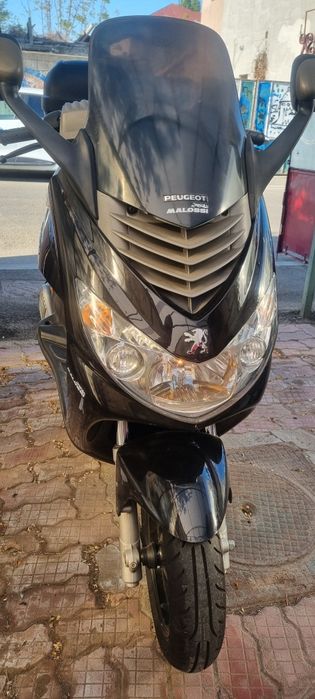 Vând scuter Peugeot Elystar