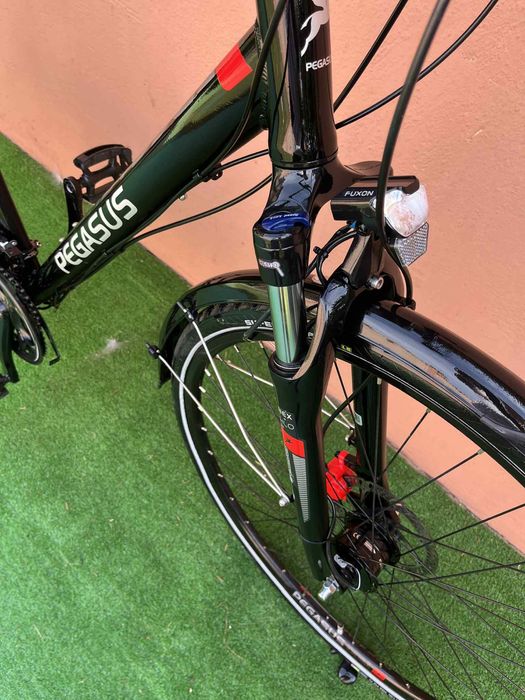 Като Нов Алуминиев Хидравличен Велосипед PEGASUS 28цола 9х3