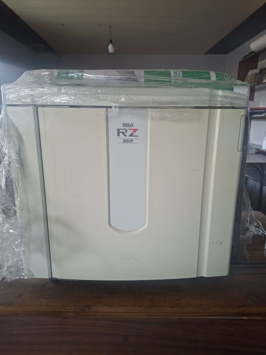 Продается ризограф
Формат: А4
Метод печати / изготовления