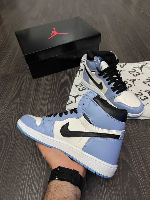 Adidasi NIKE Air JORDAN 1 OG - University Blue