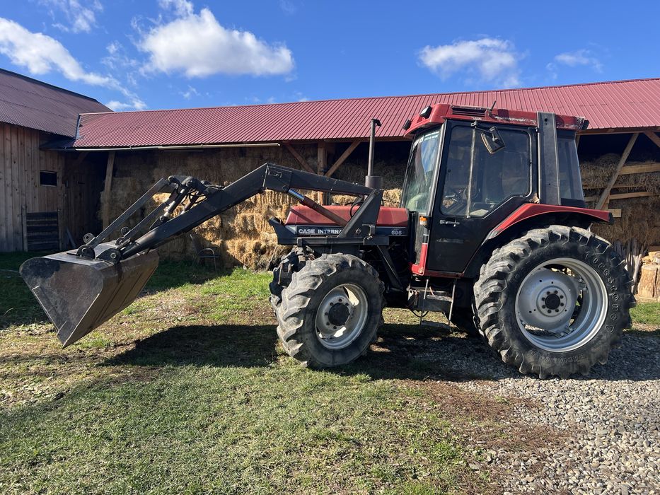 Vand Tractor Case IH 695