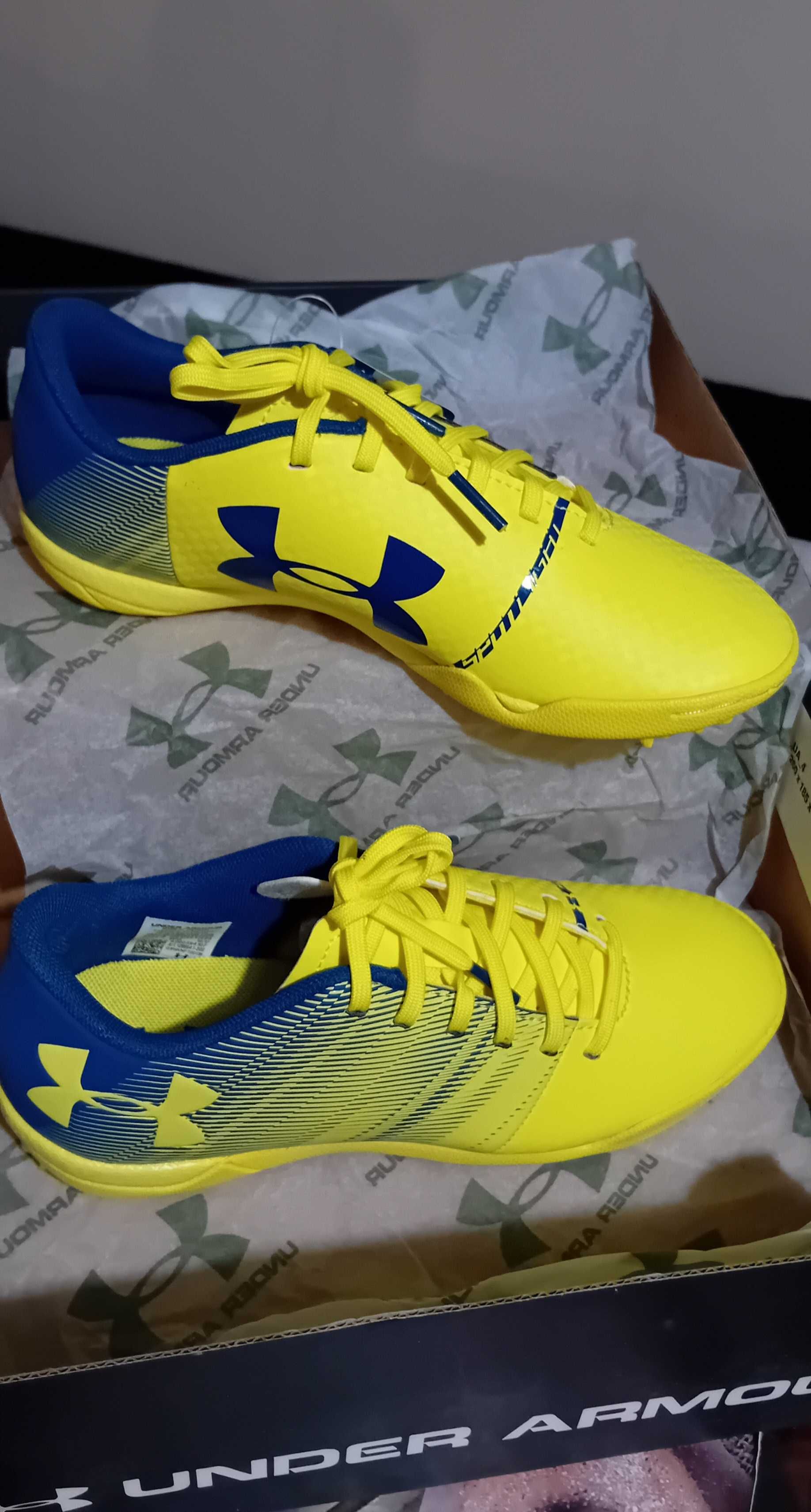 Футболни обувки (стоножки) Under Armour размер 34,5/20 cm