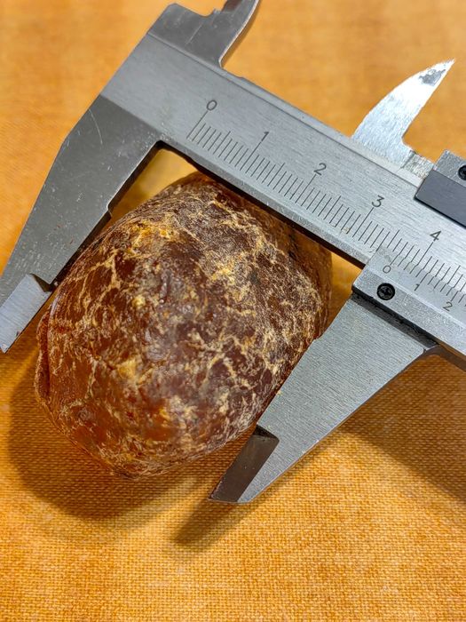 Голям Самороден Необработен Кехлибар Янтар 210,8 карата