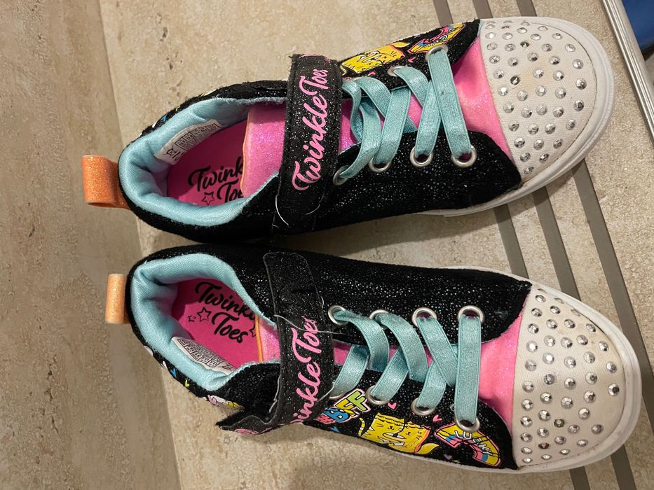 Сникерси Skechers