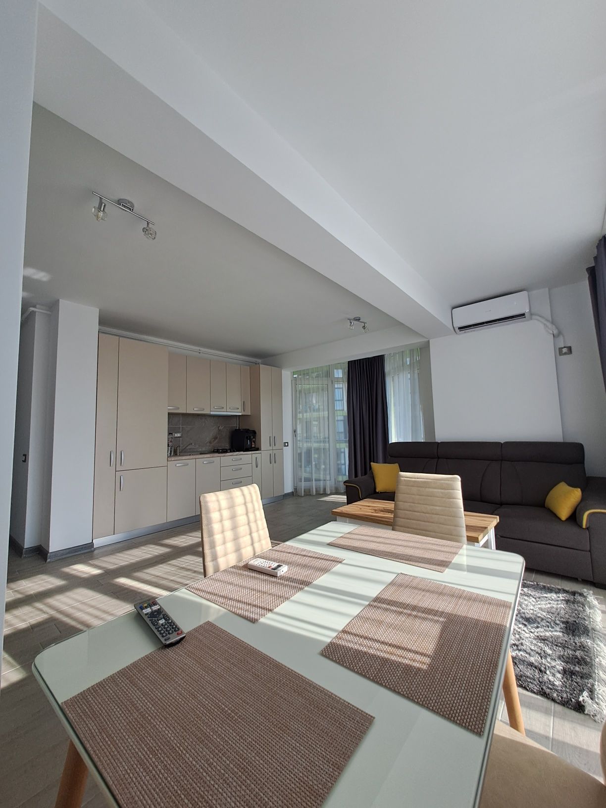 Cazare Alezzi Beach Resort-Mamaia Nord