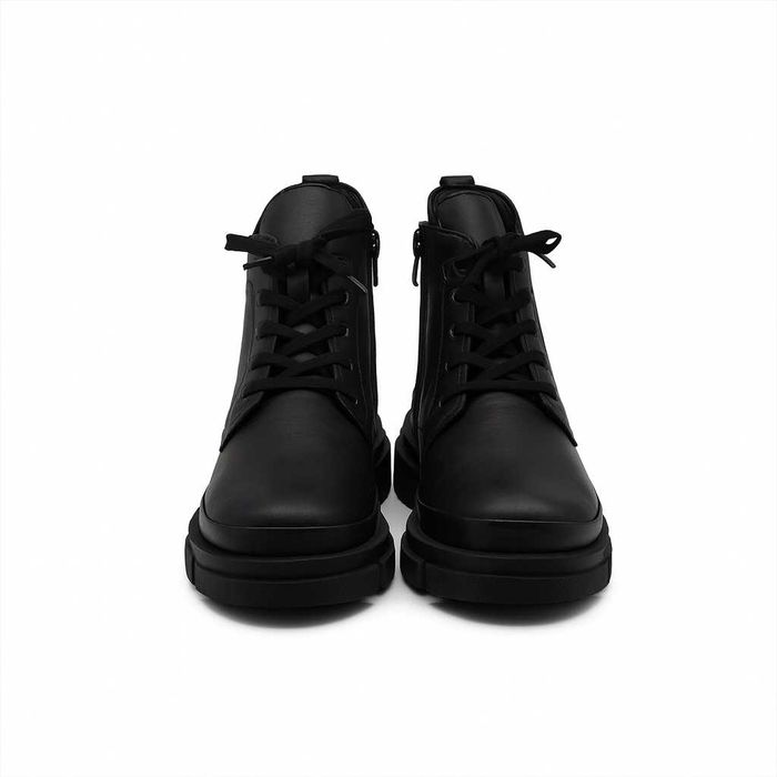 Дамски черни боти от естествена кожа с цип, връзки и масивна подметка