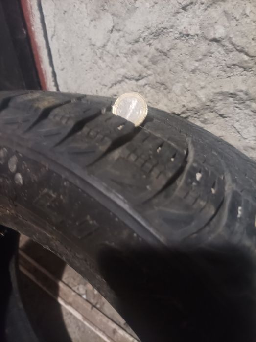 Зимни гуму 16 цола 205 55.цената е за комплекта