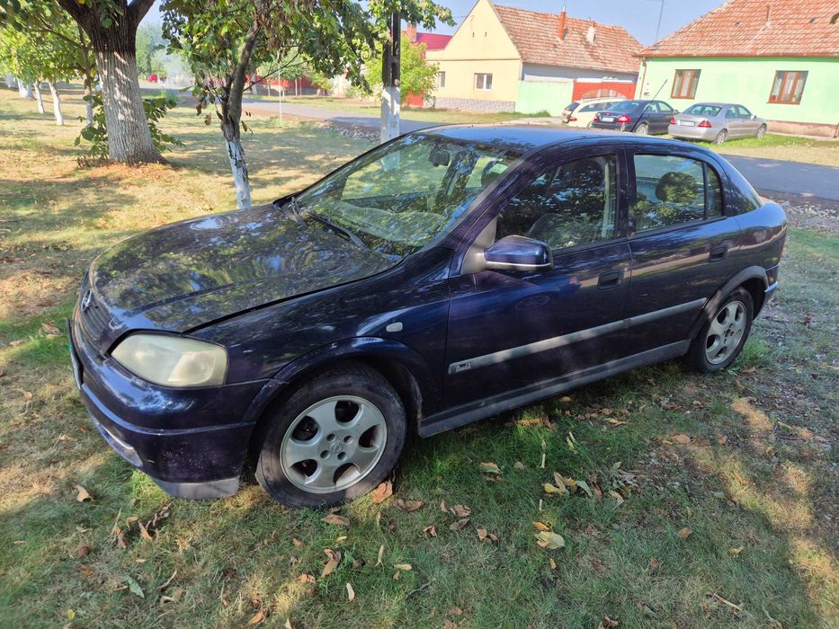 Opel astra g 1.6 , vand/ dezmembrez
