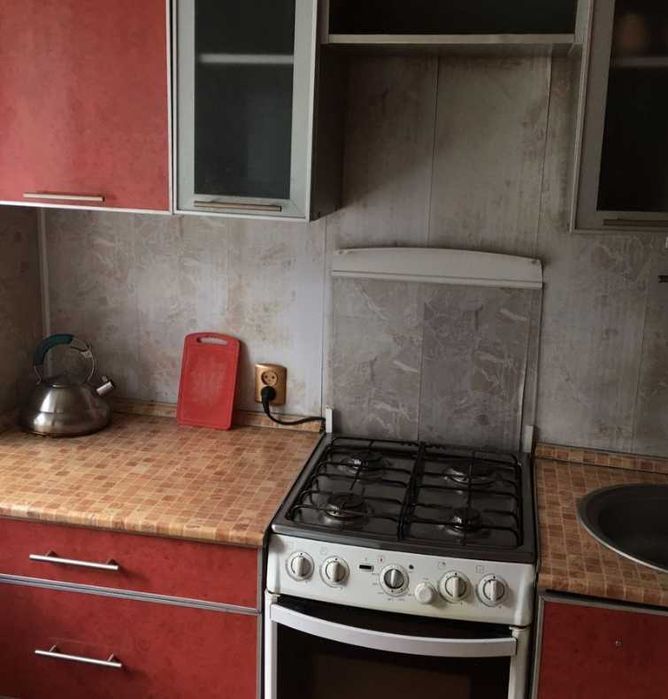 Дава се под наем Двустаен апартамент в Пловдив, Западен - 65 кв.м за 285.6 € - Снимка #2