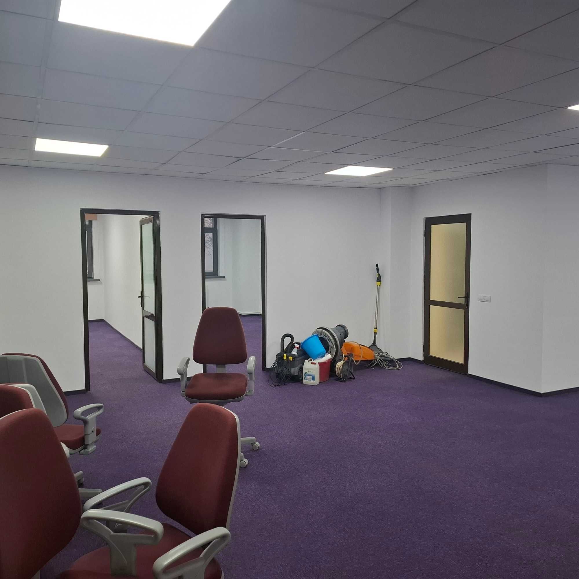 Spatii de birouri vis a vis de  Palas, 182 m2, parter