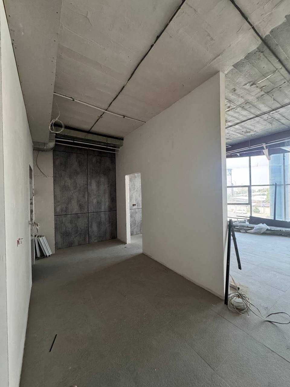 Сдаётся в отдельно стоящем здание 1800м2 (N130)