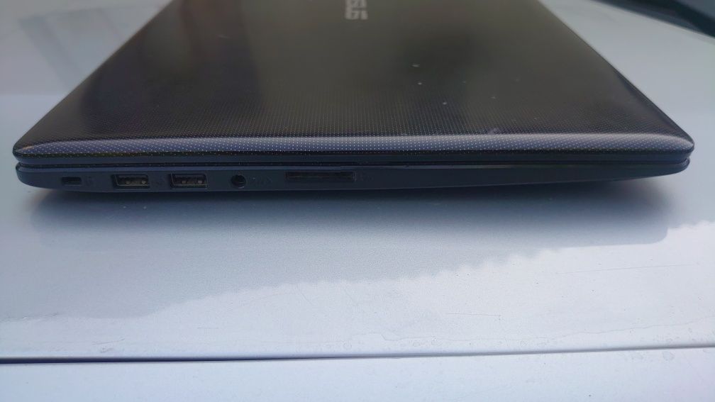 Ноутбук ASUS X502CA