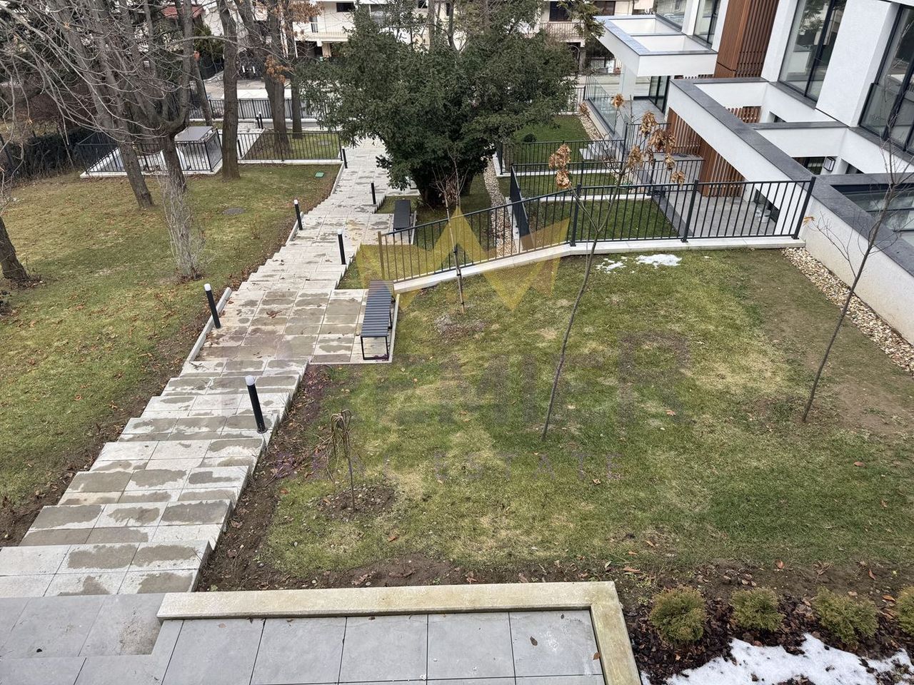 Продава се Тристаен апартамент в София, Бояна - 108 кв.м за 2963 €/кв.м - Снимка #8