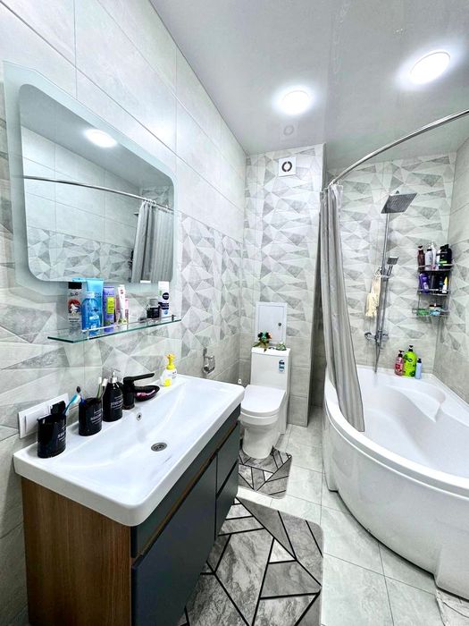 Яшнабад Новостройка ЖК Азиа Хаус продается квартира  2/7/8  67м2